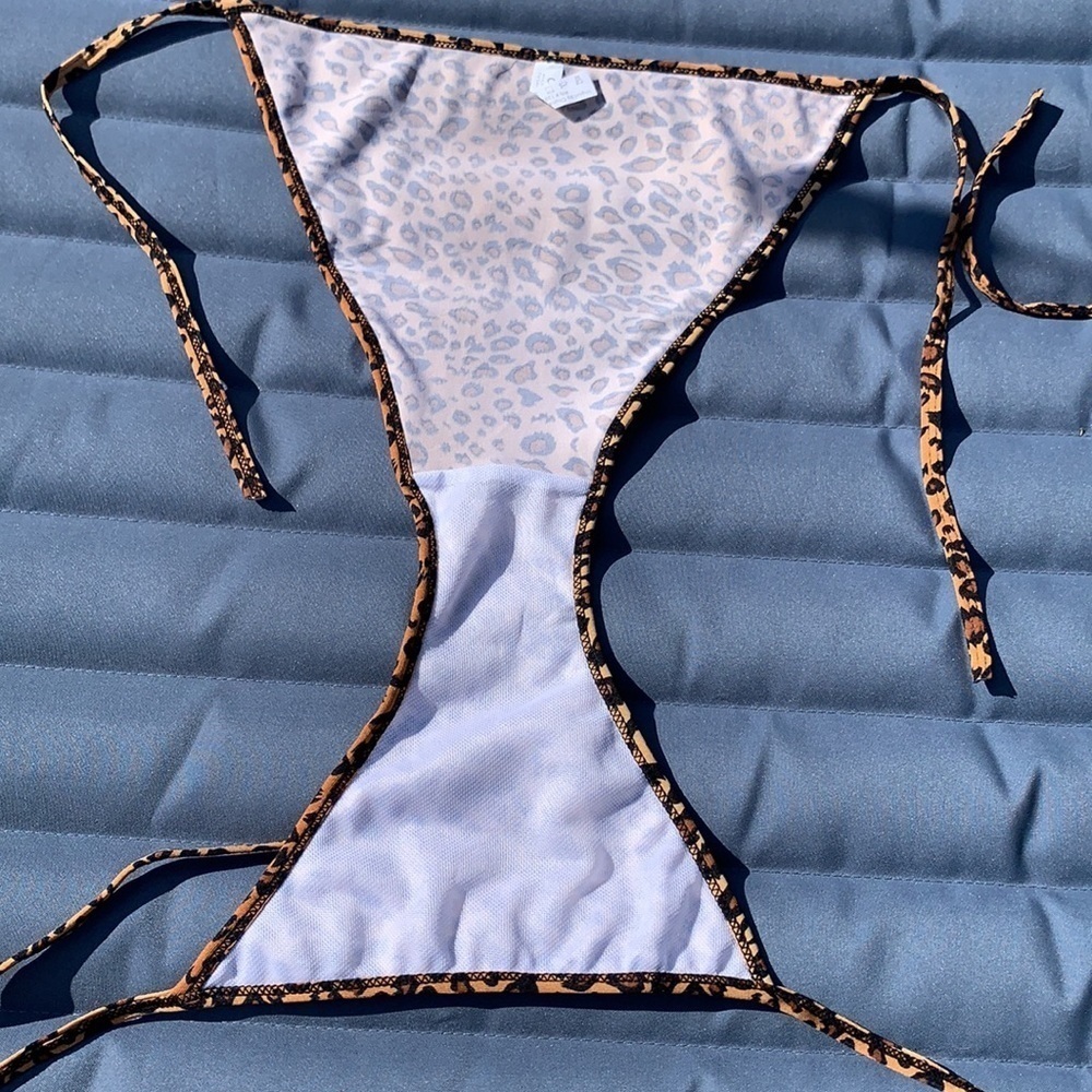 Leopard Print String Bikini - Picture 7 of 7